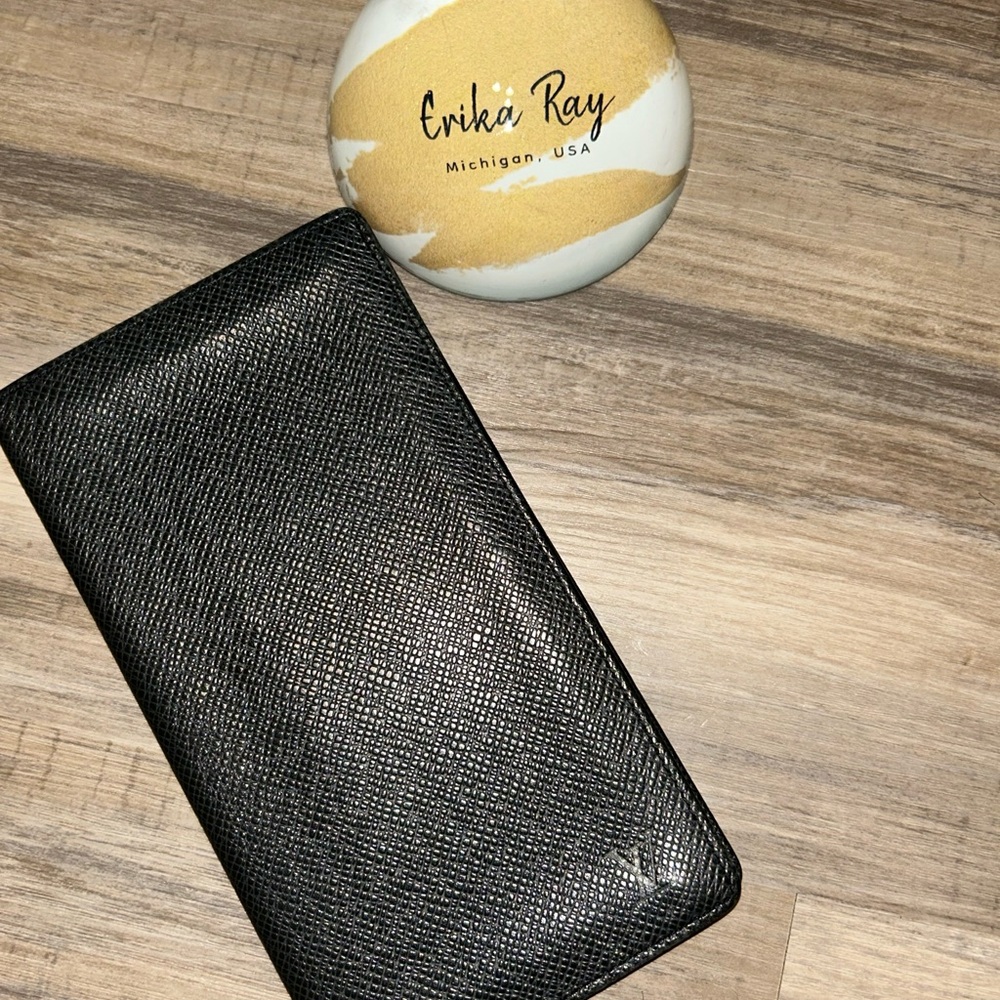Louis Vuitton Black‎ Taiga Long Wallet